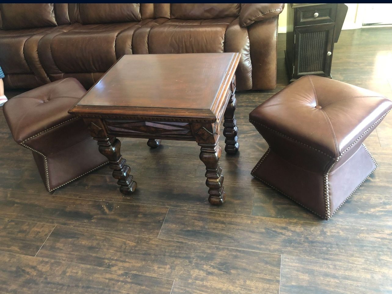Small Table With 2 Stools