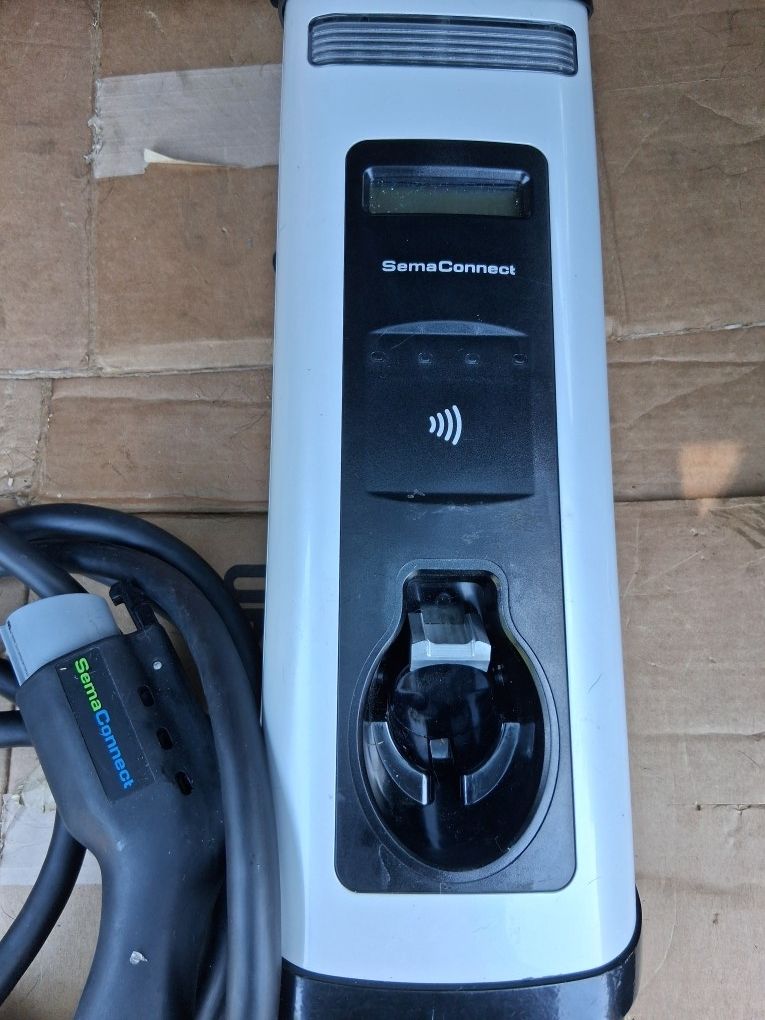SemaConnect Model 630 Electric Car Charger