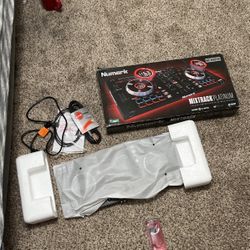 Numark Dj Mixtrack Platinum 