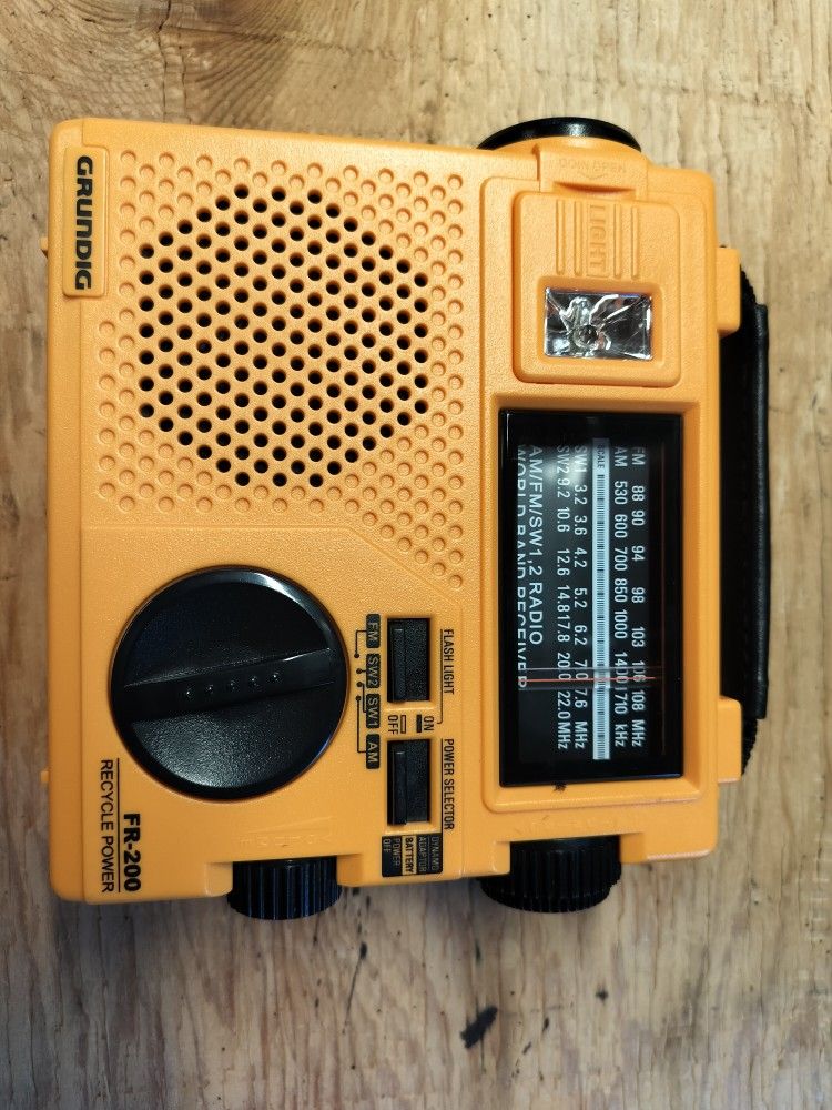 Grundig FR200 Radio