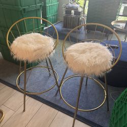 FREE Faux Fur Gold Stools