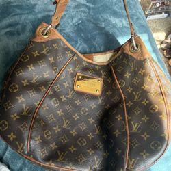 Pre-owned Louis Vuitton Galliera PM Shoulder Bag 