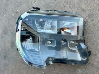 Ford Maverick 2025 2026 Headlight Mint Condition