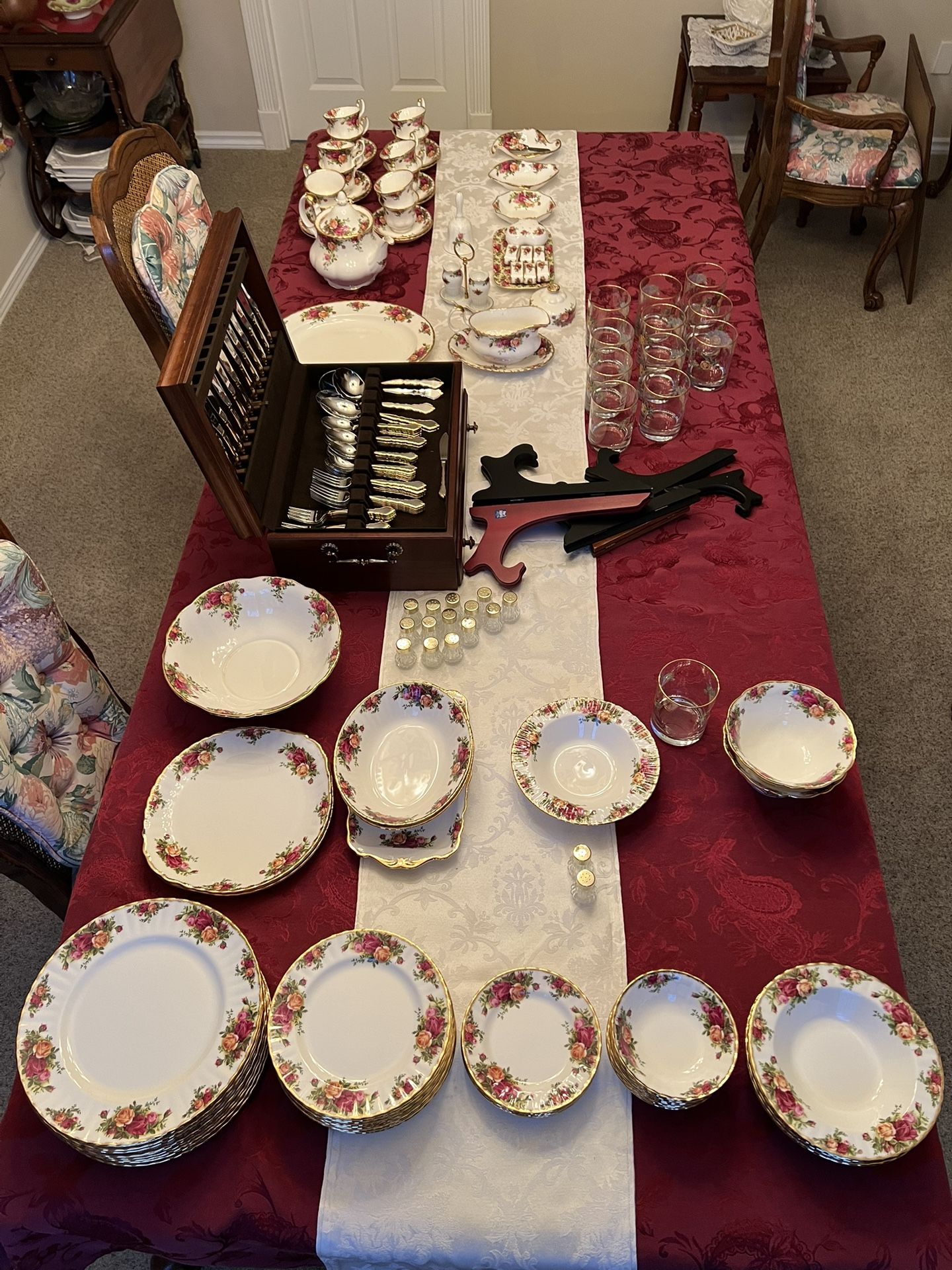 Royal Albert Bone China Full Set Of 12