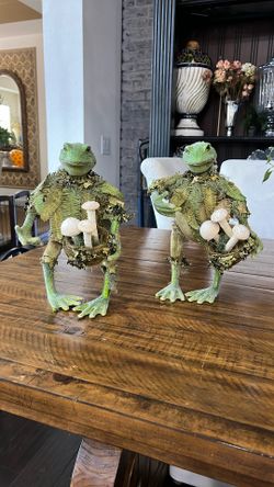 Decorative Frogs