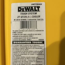 De Walt 27 Qt ToughSystem 5 Day Cooler 