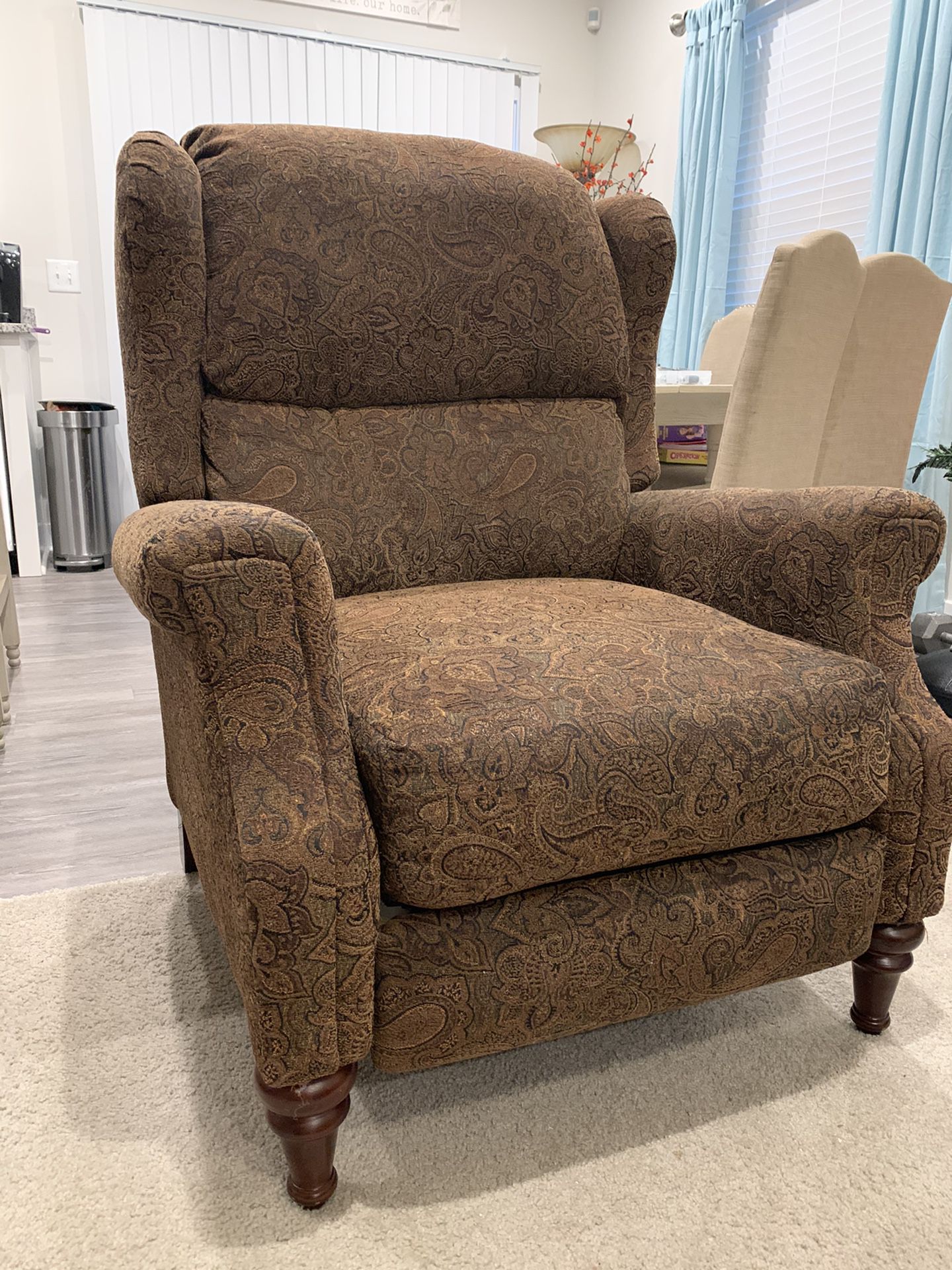 Havertys recliner chairs - 2 available