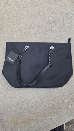 Black Vera Wang purse