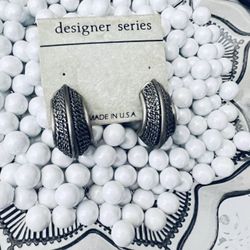 💕 Silver Toned Braided Clip On Earrings