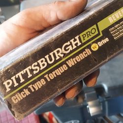 Brand new torque wrench 1/4" drive click type pittsburgh pro 