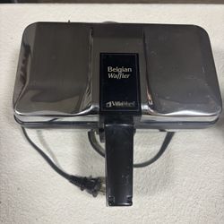 Belgian Waffle Maker EXCELLENT 