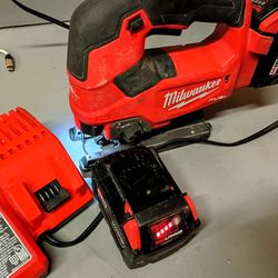 Milwalkee jigsaw, batt x2, charger