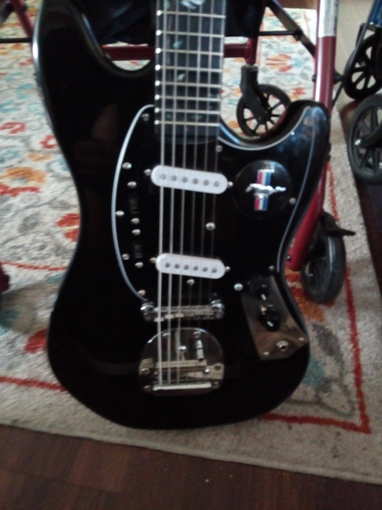 Mustang Style guitar 🎸