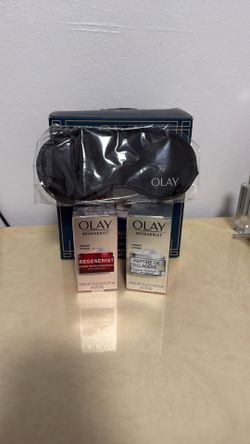 Olay Regenerist Mini Moisturizer Duo Set with Sleep Mask