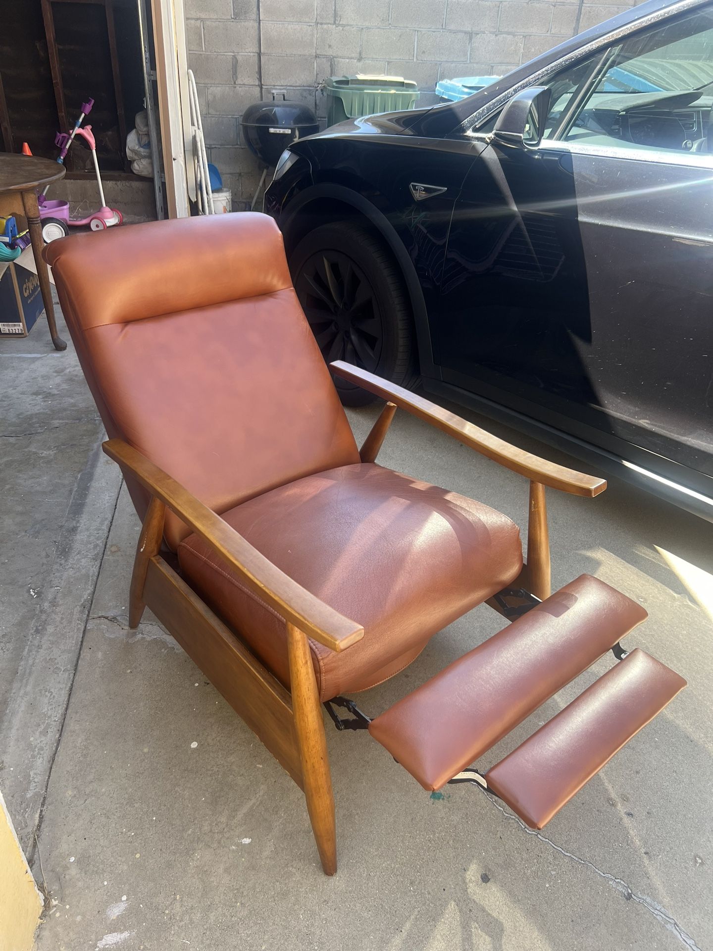 Wayfair Corrigan Studio Pushback Recliner.