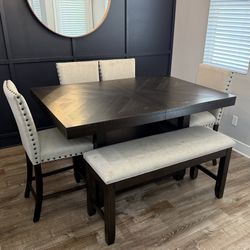 Counter Height Dinning Set
