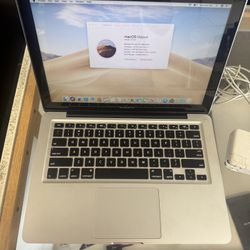 APPLE MACBOOK PRO LAPTOP WITH CHARGER 