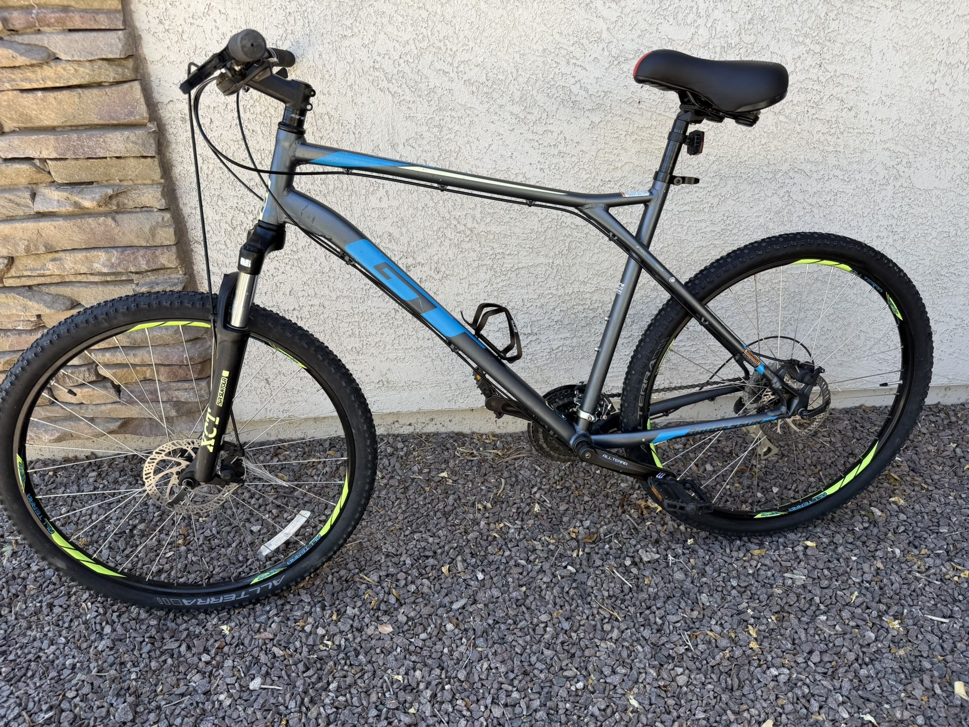 GT Aggressor Pro Mountain Bicycle