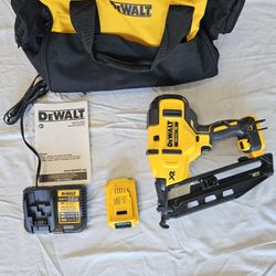 Dewalt Cordless Finishing Nail Gun