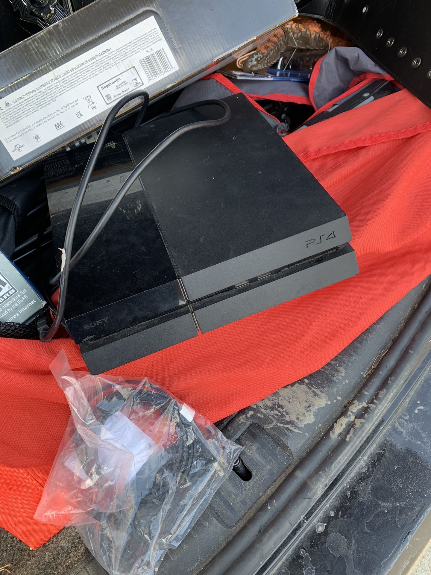 PS4 Game Console!! $100!!