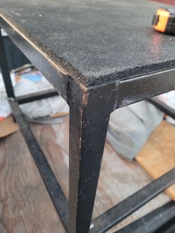 Squat table platform custom adjustable legs