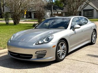 2012 Porsche Panamera