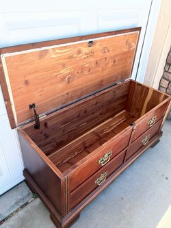 Vintage lane chest