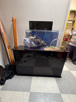 Aquarium fish tank & bottom base