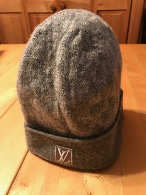 Louis Vuitton Wool Petit Damier Beanie - Black Hats, Accessories -  LOU544773