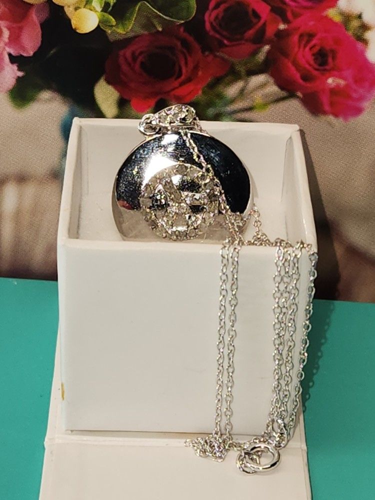 #1927, DON ROBERTO JEWELRY, 925 SILVER, REAL DIAMONDS. 3.75GR