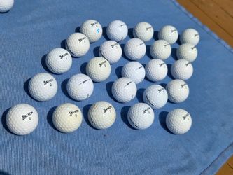 25 Used Golf Balls "Srixon"