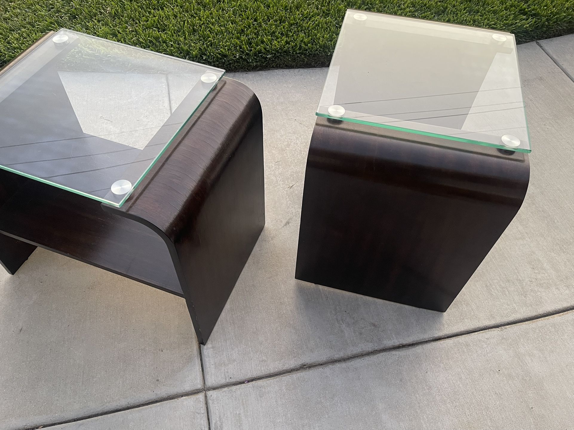 Beautiful Wood  End Tables Glass Tops
