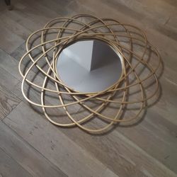 Accent Mirror