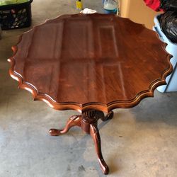Pie Crust Accent Table Solid Cherry