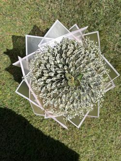 Flower Bouquet/Arrangements