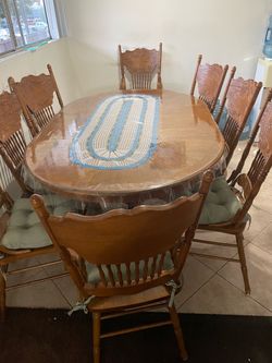 Dining table with 8 chairs
