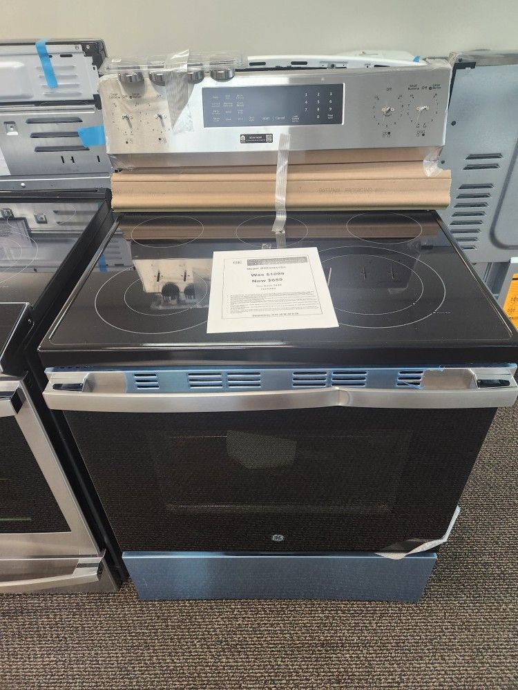 5.3 cu.ft 5 Burner Element Smart Free-Standing Electric Range in Stainless w/EasyWash Oven Tray 8 No-Preheat Air Fry