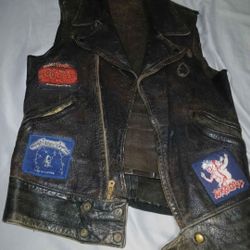 VINTAGE LEATHER VEST WITH BAND PATCHES