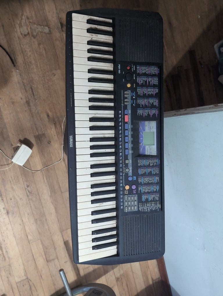 Yamaha PSR-190 Keyboard