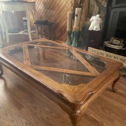 Coffee Table and 2 Side