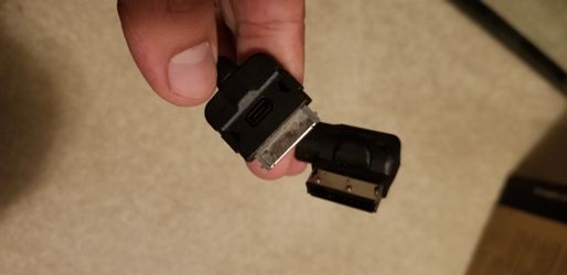 VW MKV MK5 Media Cable to legacy 30 pin Apple iPhone ipod plug