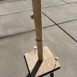 32” Cat Scratching Post