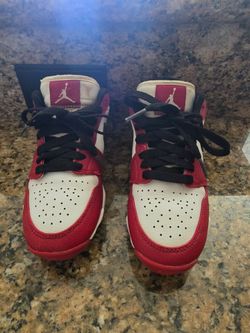 Nike Baseball Cleats Size 1 like New
