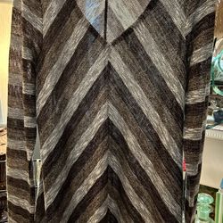 Ladies Large Knox Rose Tunic Top With V Neck And Long Sleeves 