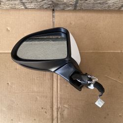 2019,2020 Hyundai Santa Fe Driver Side Mirror