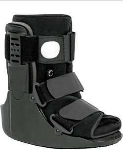 Walking Boot for Broken & Injured Foot, Sprainec Ankle, Fracture, M
Short Air CAM Walker Boot, Fracture Recovery Support, Adjustable, for Women & Men,