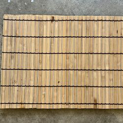6 bamboo placemats