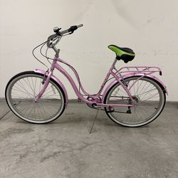 Classic women’s schwinn beach cruiser