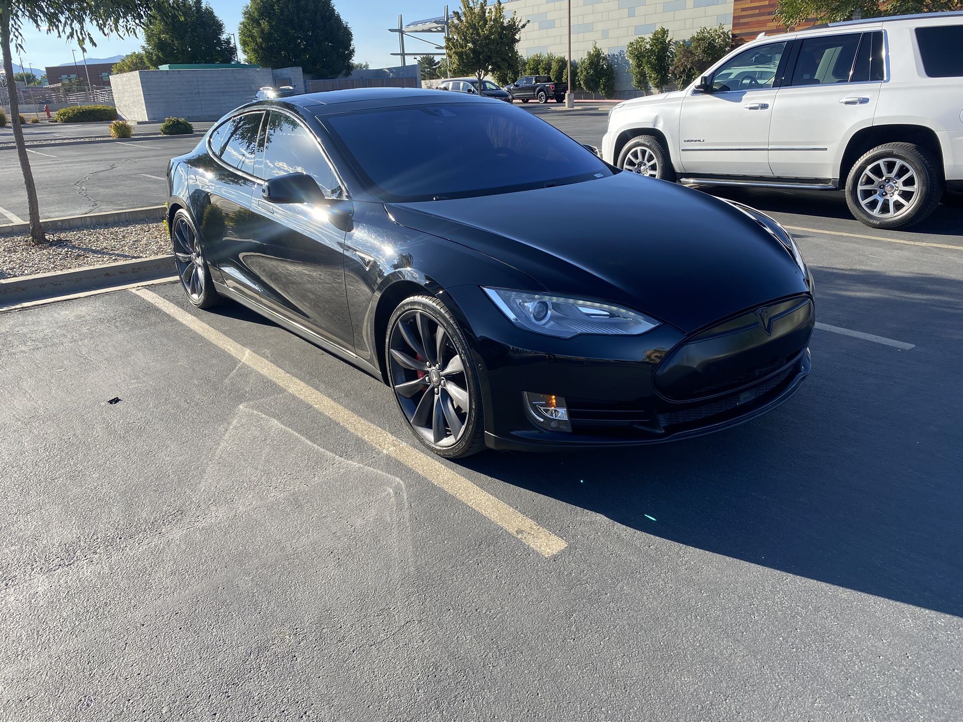 2014 Tesla S