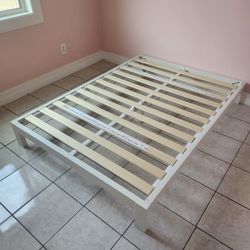 Full Size Bed $100